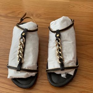 Women’s Talbots 5.5 size sandals